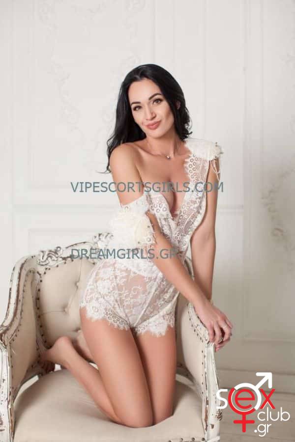 Escort-Victoria-2-1715