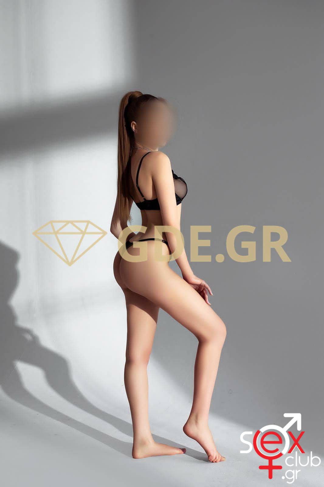 Escort-Bella-2-2360