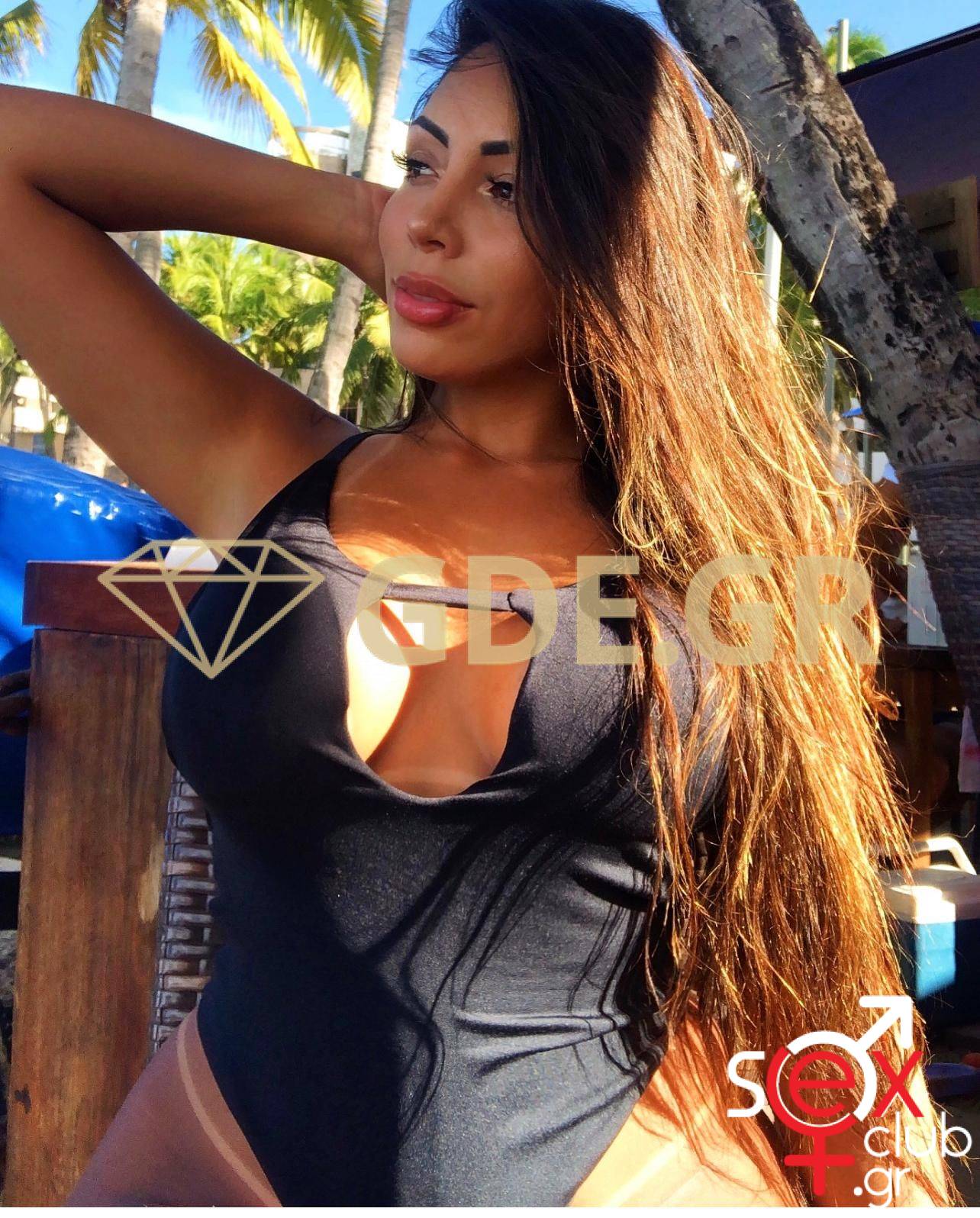 Escort-Aurelia-2460
