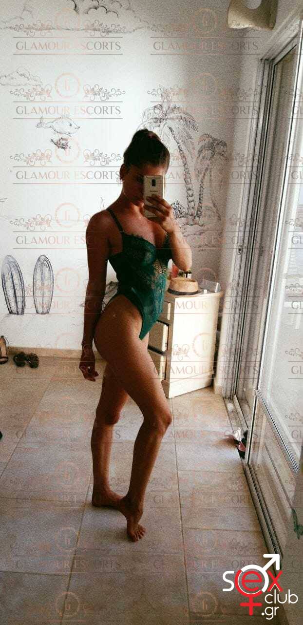 Escort-Yana-2-2534
