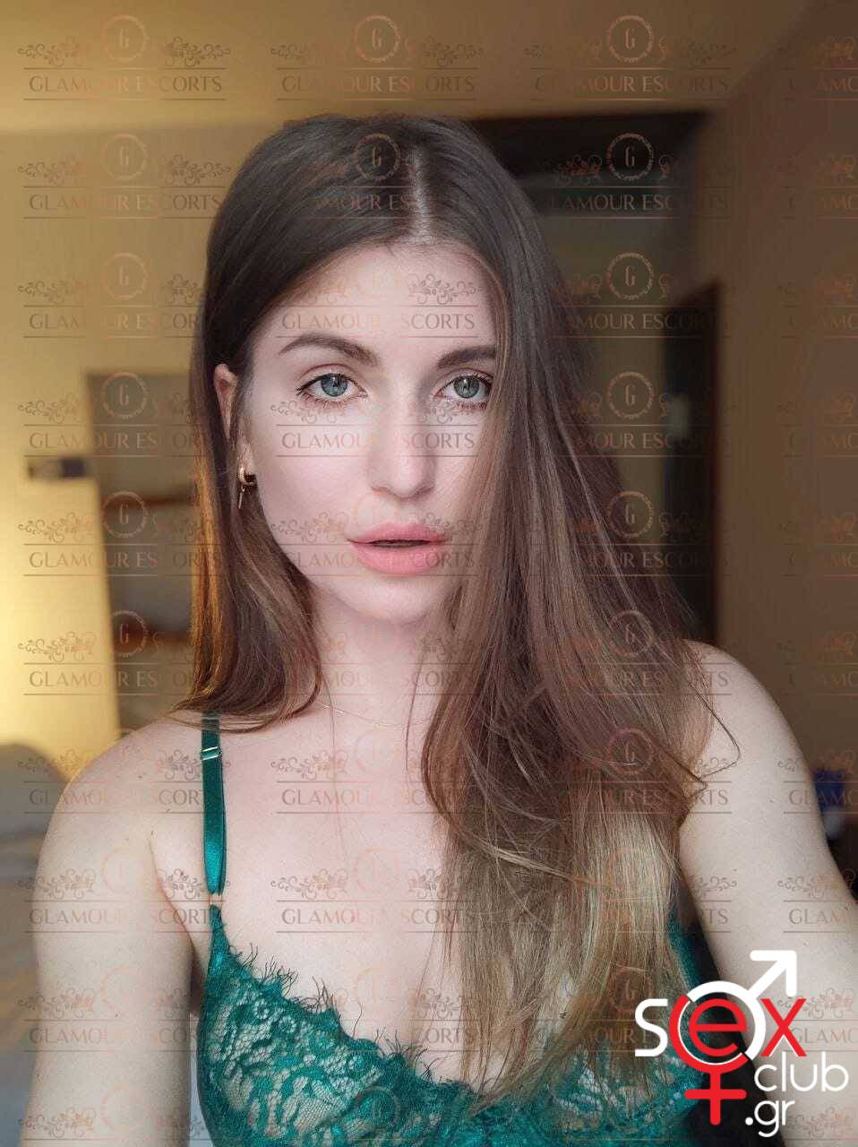 Escort-Yana-2-2534