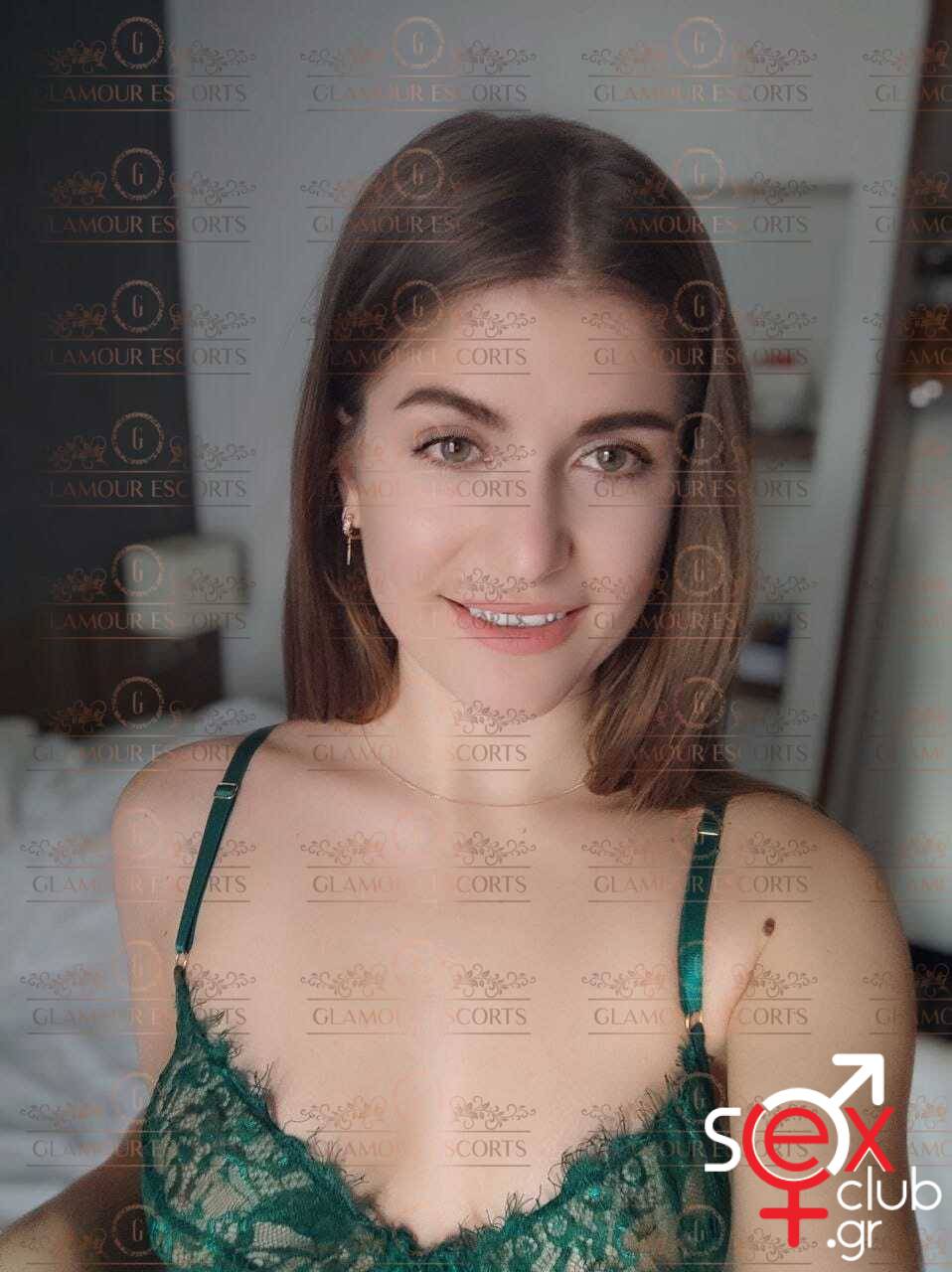 Escort-Yana-2-2534