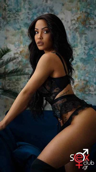 Escort-Eliza-2102