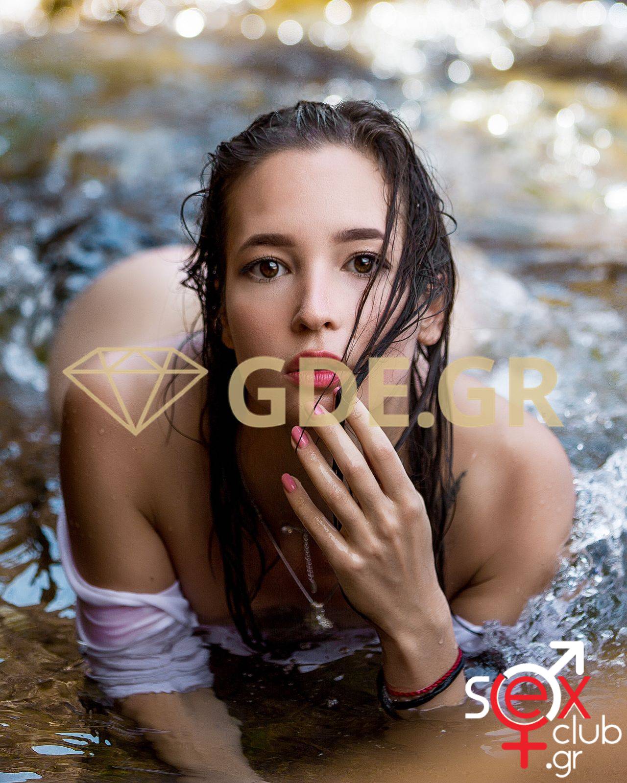 Escort-Mary-1704