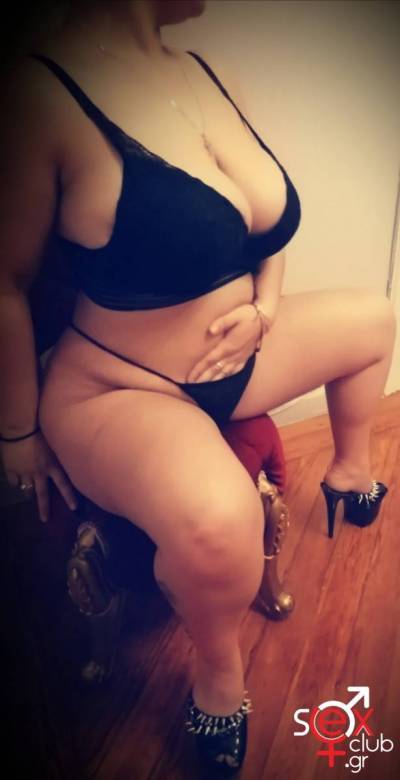 Escort-Angela-1506