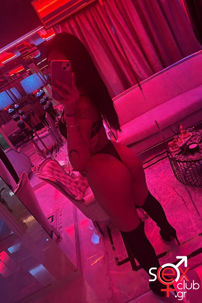 Escort-Carla-3660