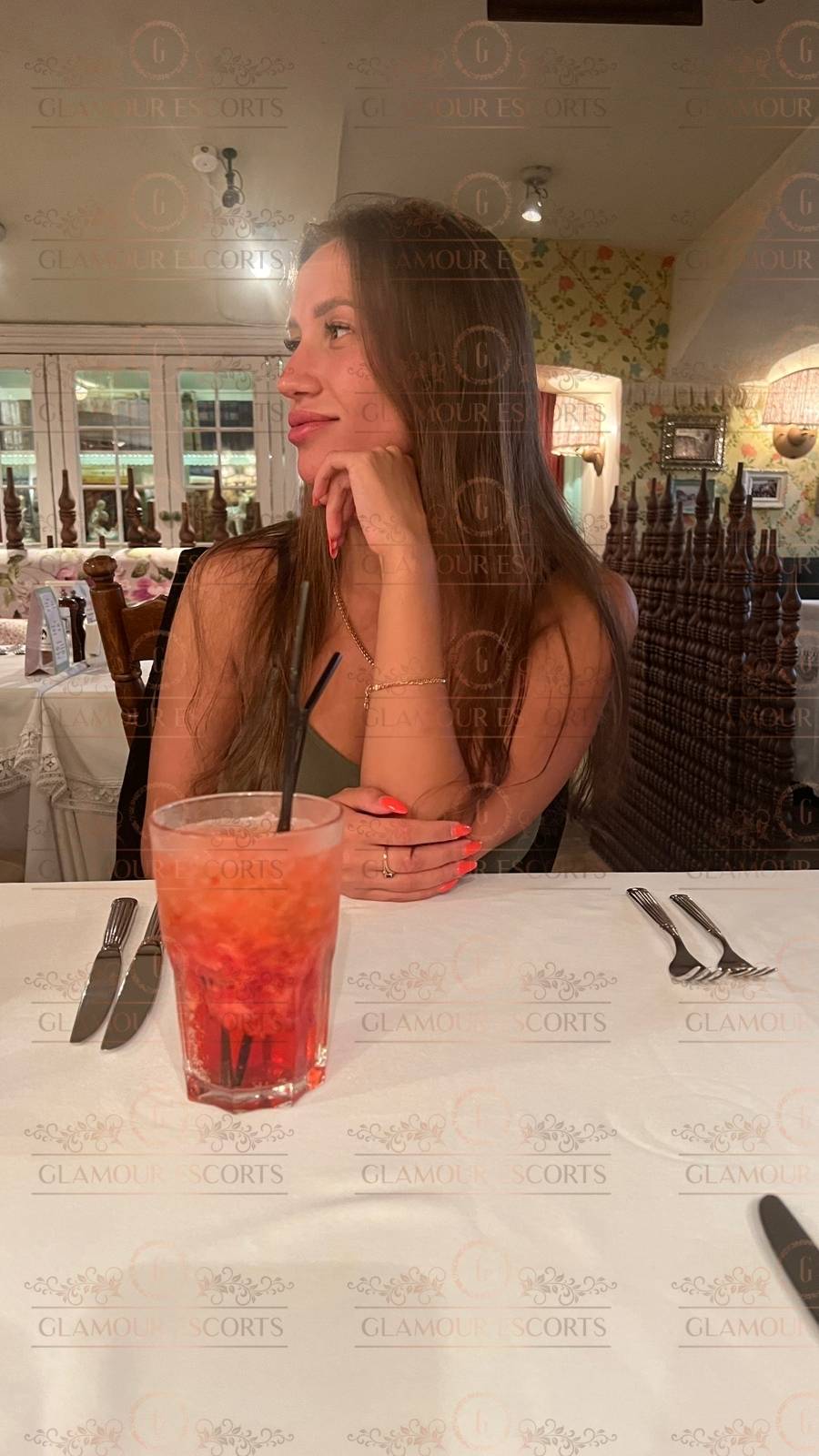 Escort-Yulia-2-3728