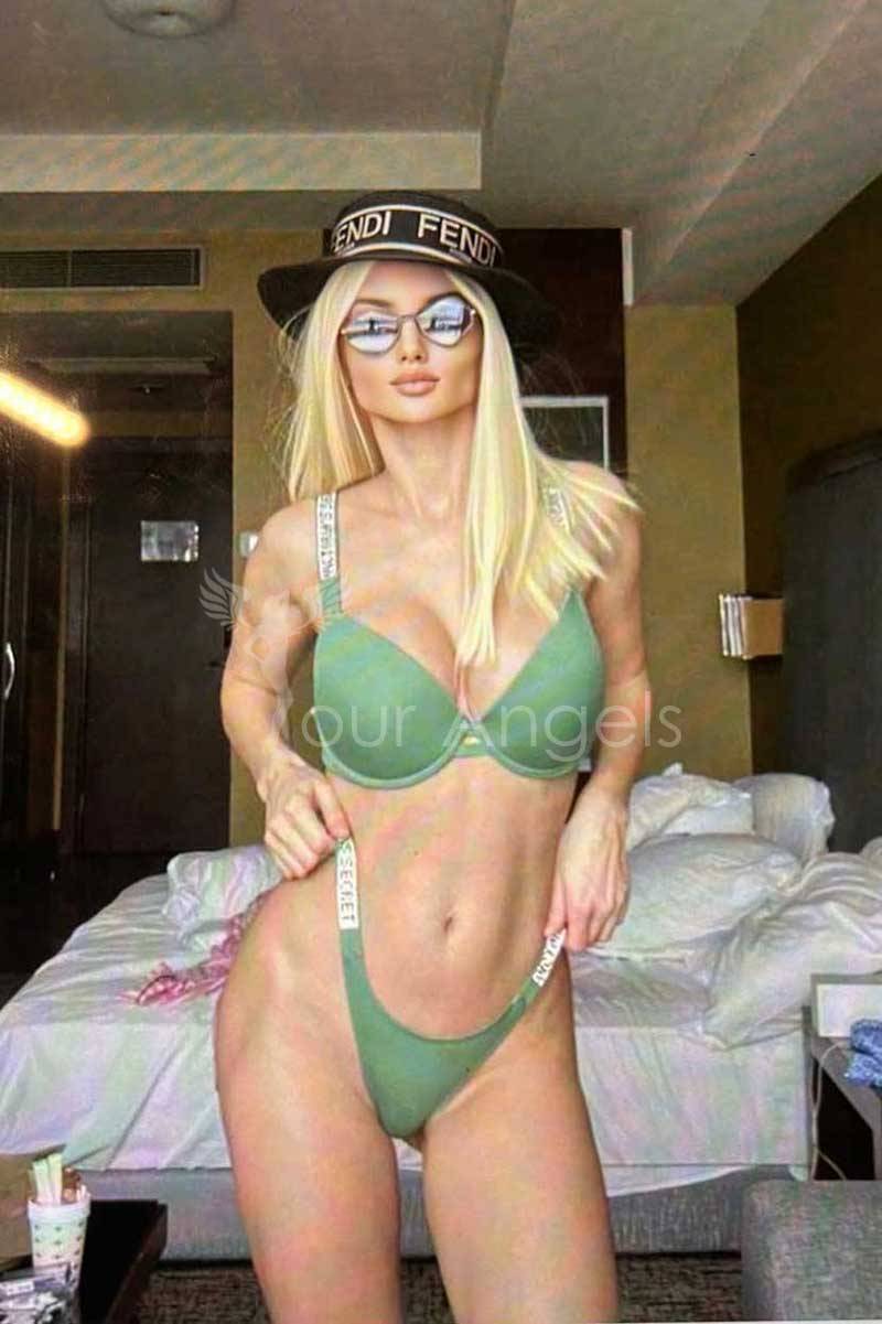 Escort-Simone-3734