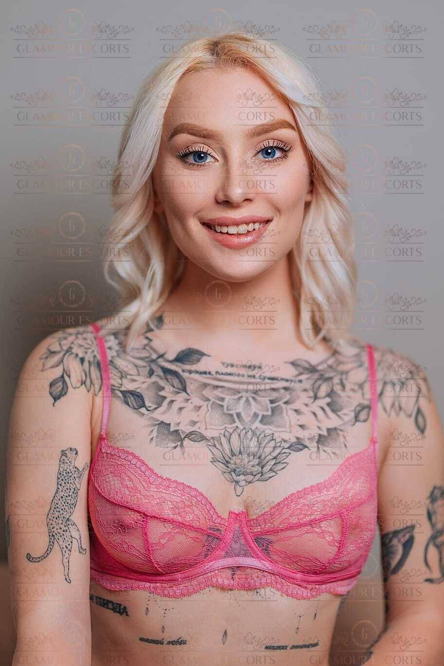 Escort-Tessa-2-3744