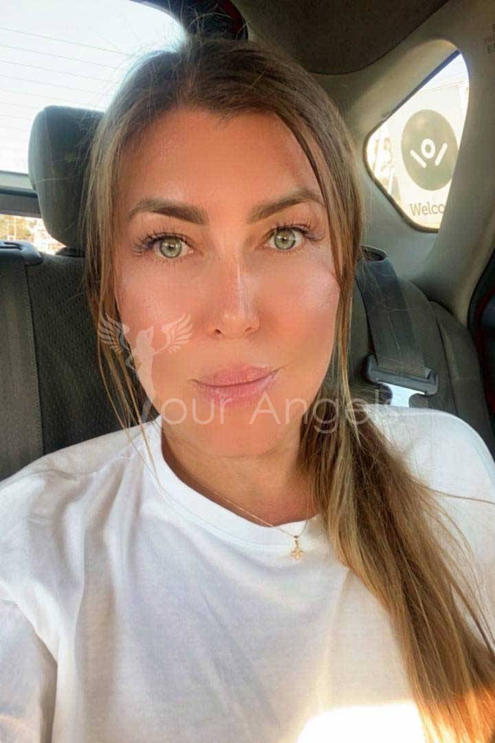 Escort-Kate-2-3807