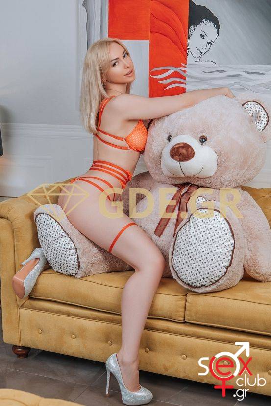 Escort-Roxana-2-3850