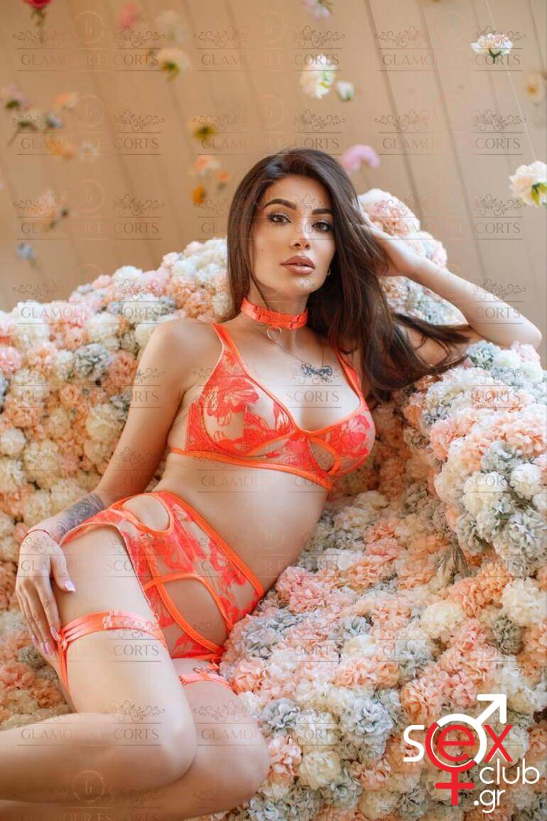 Escort-Kira-5-4273