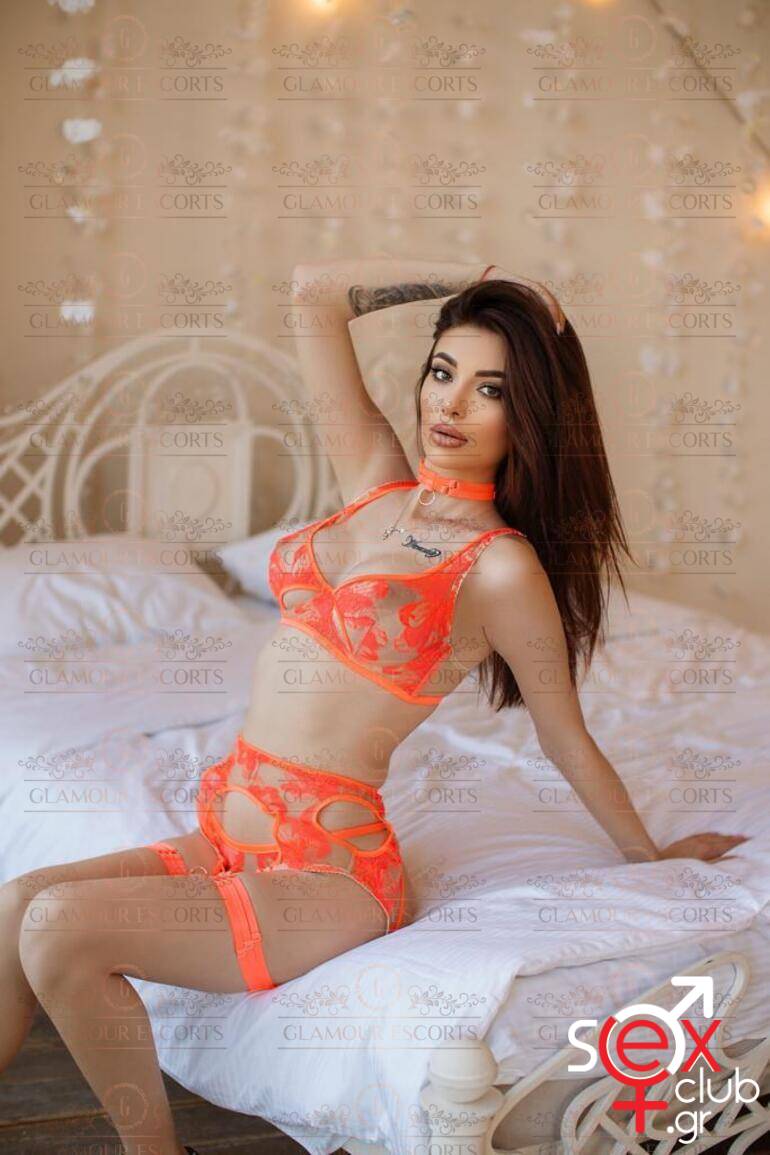 Escort-Kira-5-4273