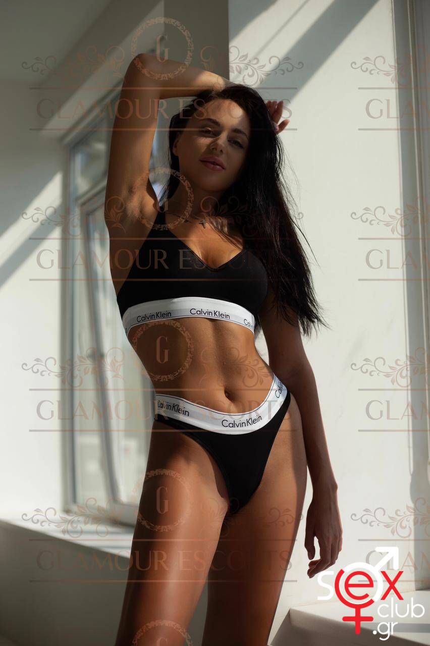 Escort-Viktoria-1768