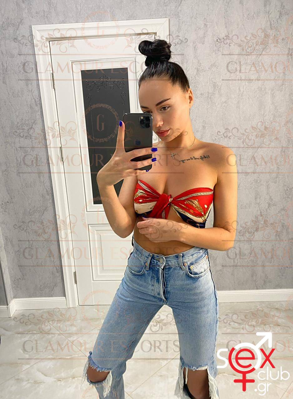 Escort-Viktoria-1768