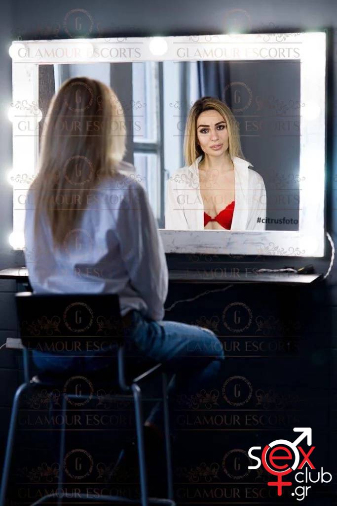 Escort-Rubbina-1020