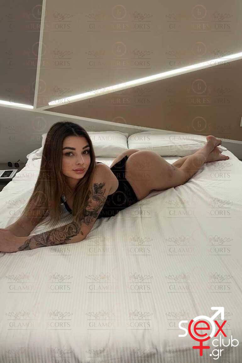 Escort-Lola-4-4450