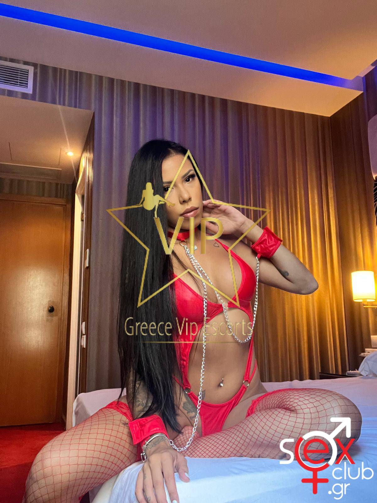 Escort-Agatha-3-5215