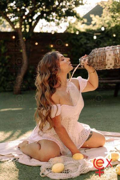Escort-Marcelina-2330