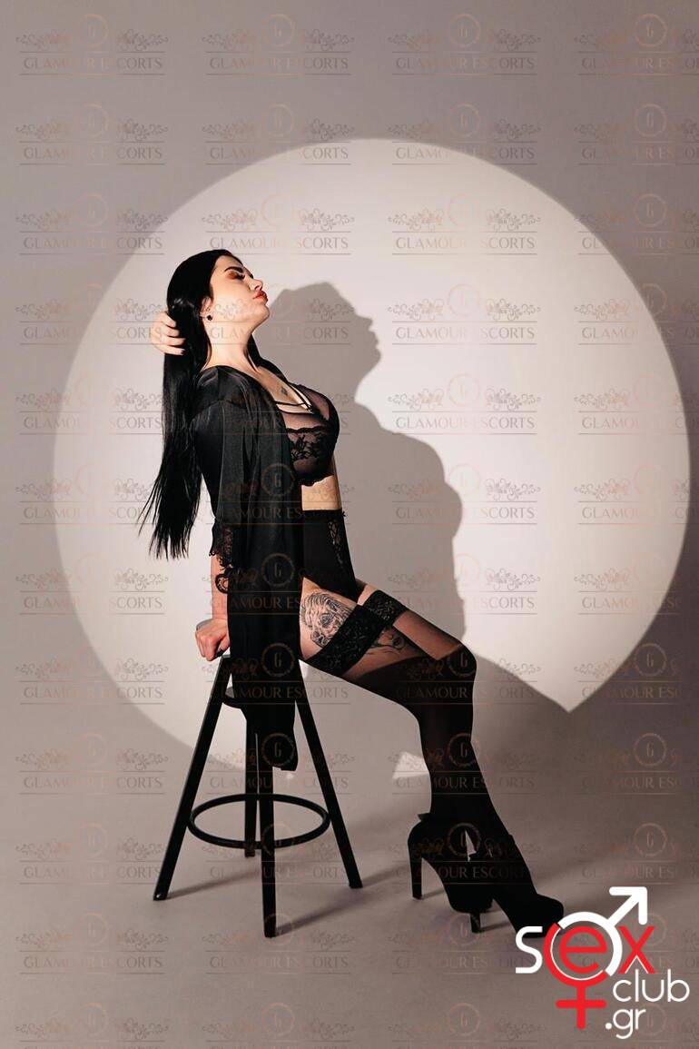 Escort-Julia-7-5567