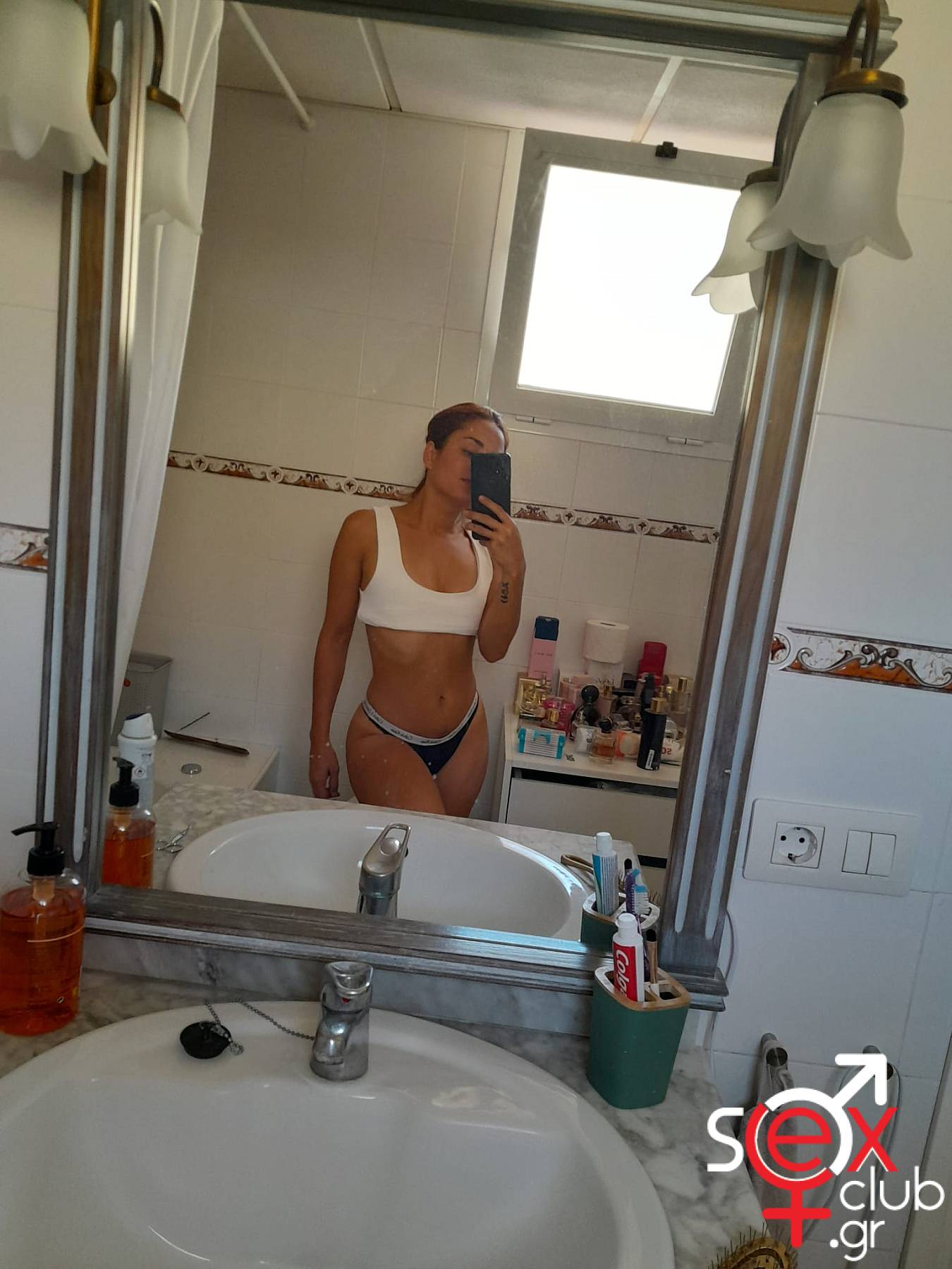 Escort-Charlotte-5754