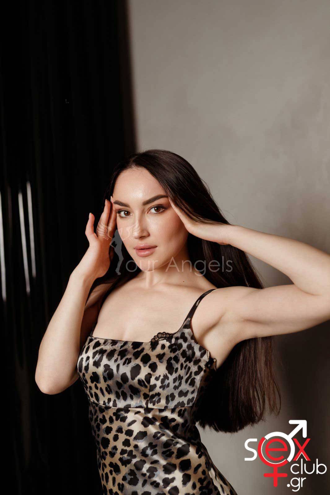 Escort-Julie-5785