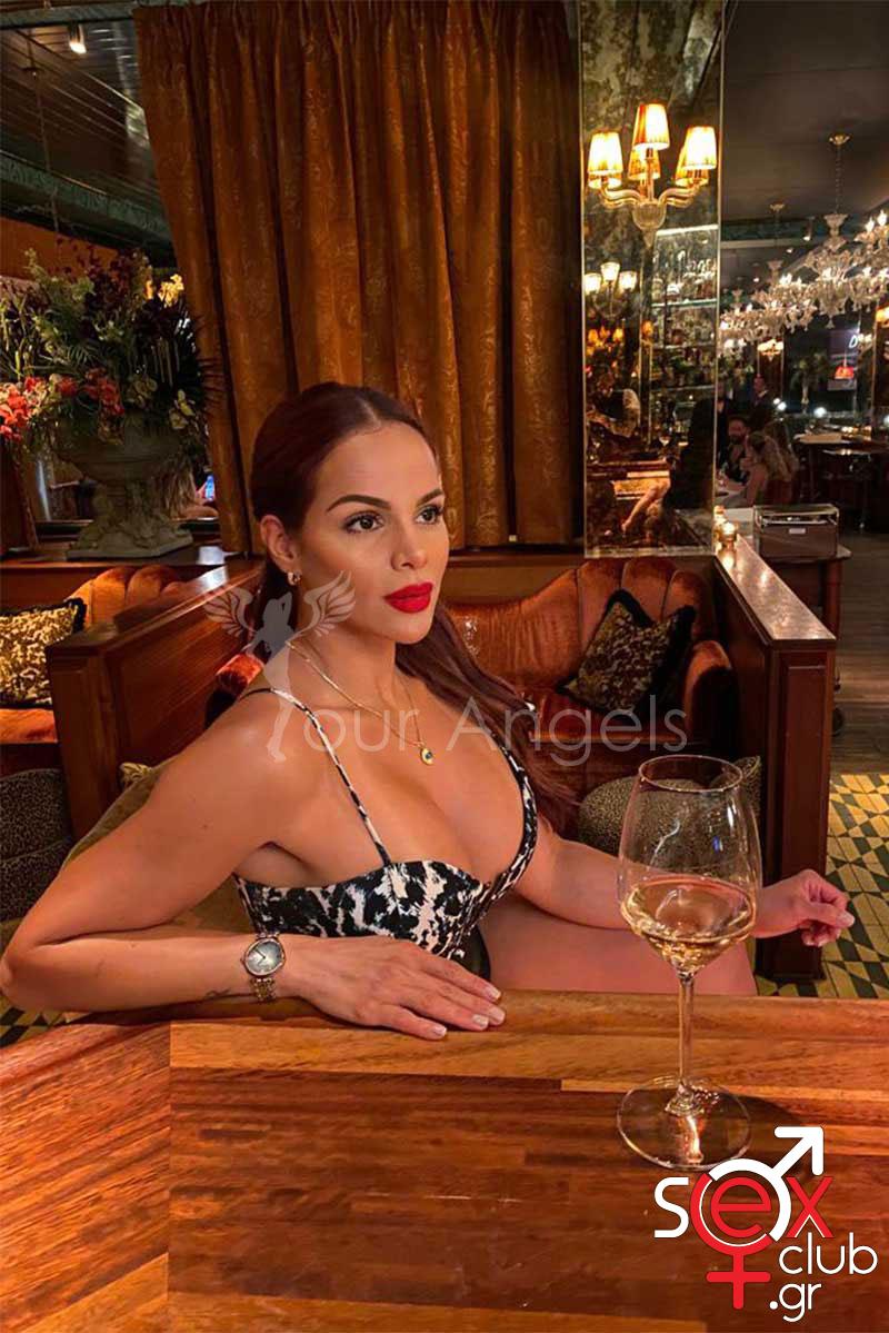 Escort-Victoria-6-6162