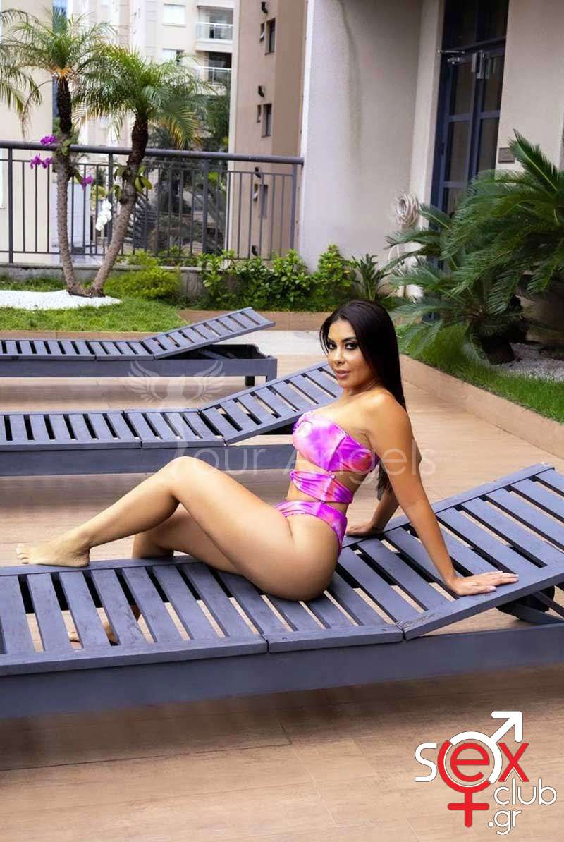 Escort-Emily-3-6352