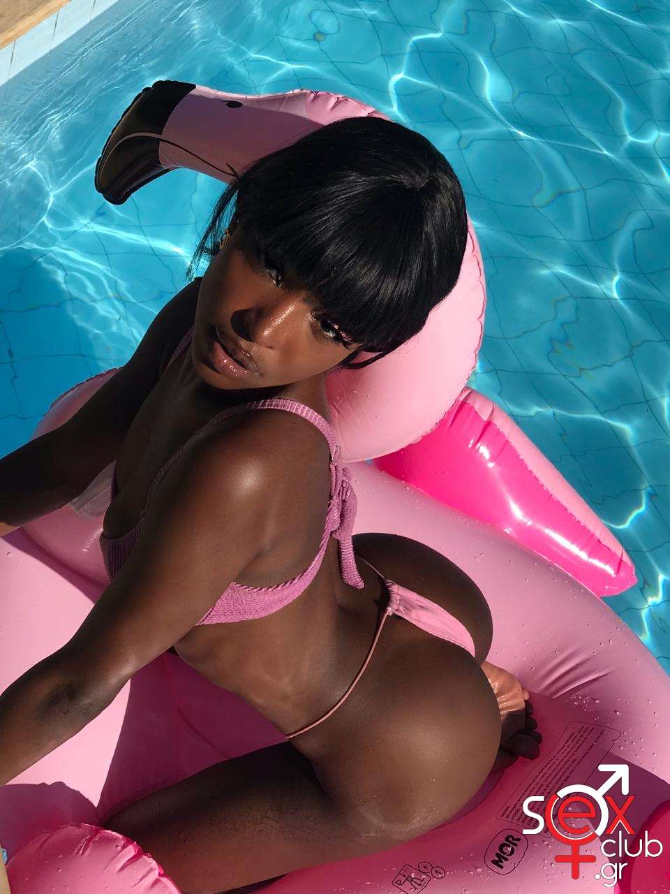 Escort-Naomi-7843