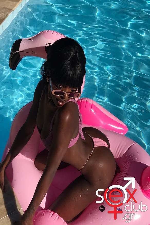 Escort-Naomi-7843