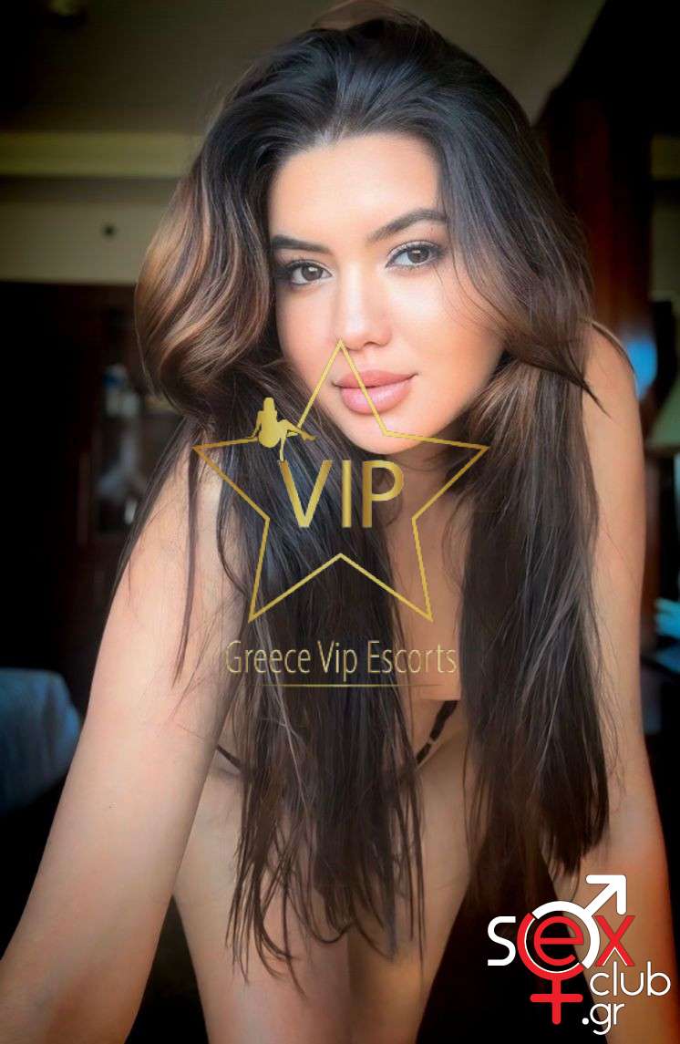 Escort-Crystal-7018