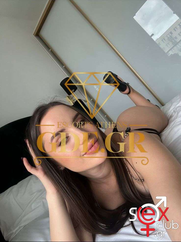 Escort-Kylie-3-6931