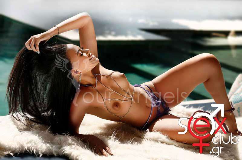 Escort-Roanna-7022