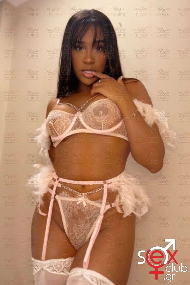Escort-Fanye-7816