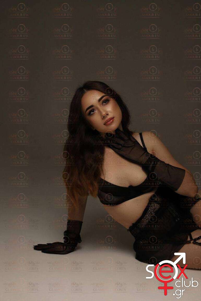 Escort-Sara-6-7778