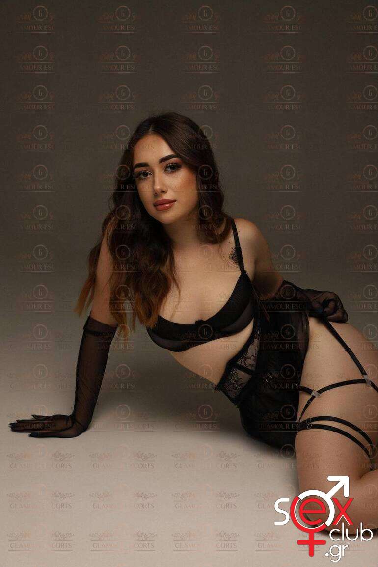 Escort-Sara-6-7778