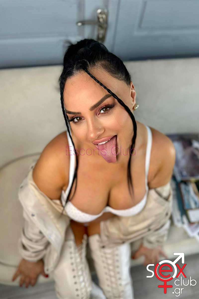 Escort-Victoria-3-7754