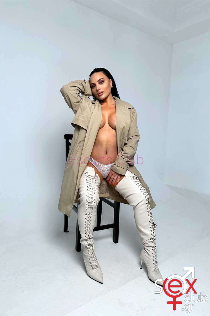 Escort-Victoria-3-7754
