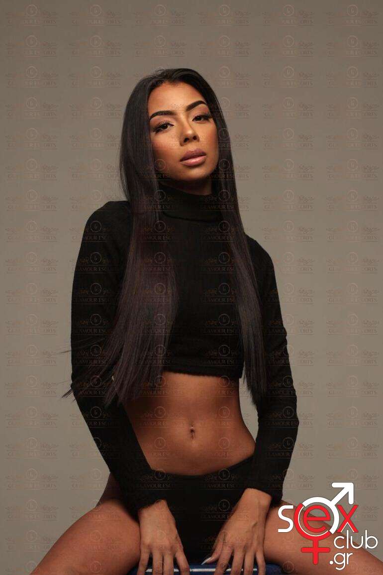 Escort-Jolie-7950