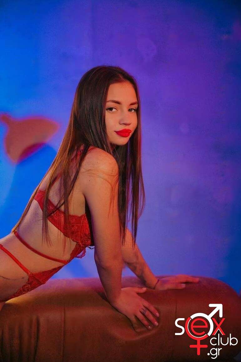 Escort-Kira-10-7903