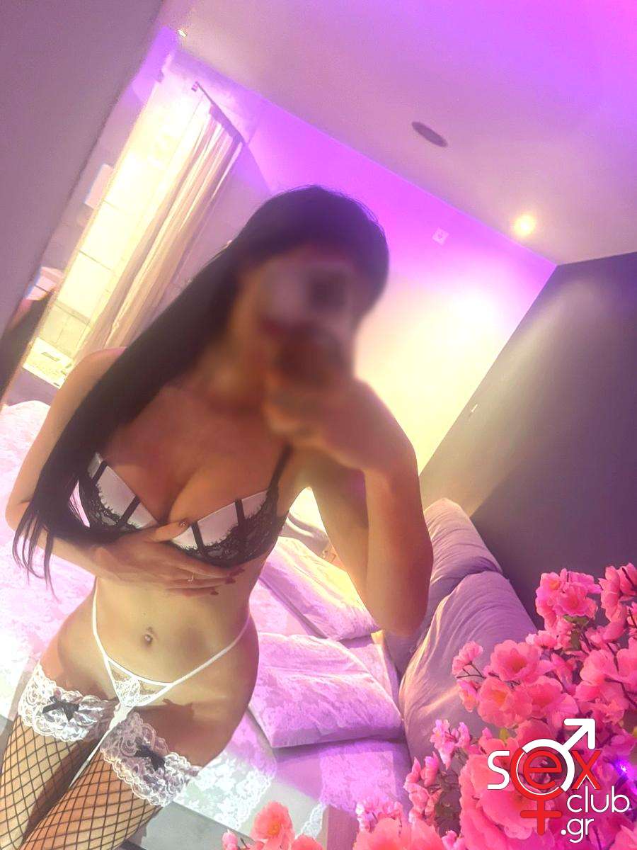 Escort-Adrianna-5599
