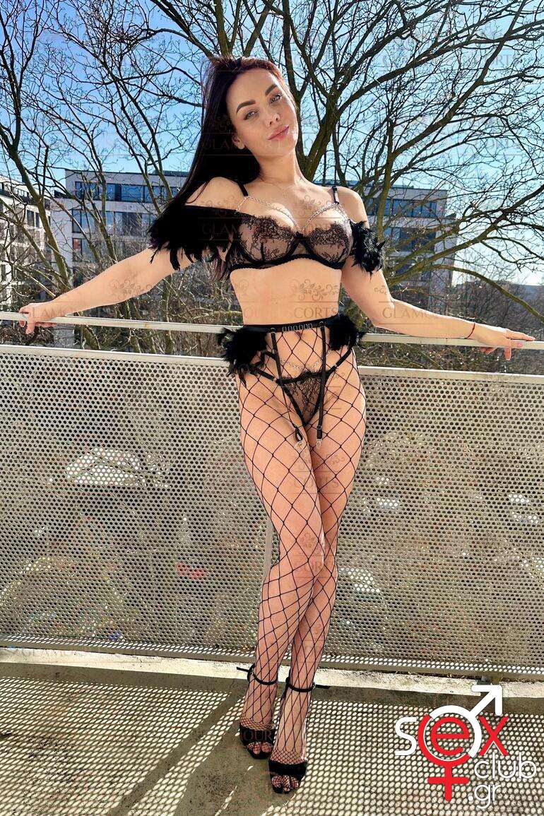 Escort-Kamelia-8435