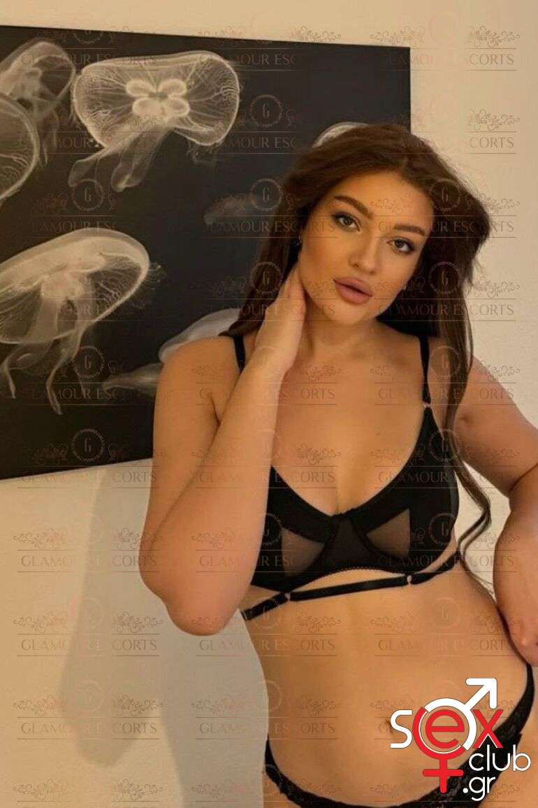 Escort-Adele-4-8543