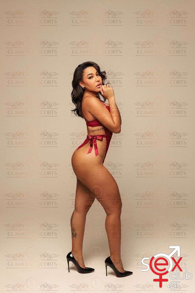 Escort-Crystal-5-8475