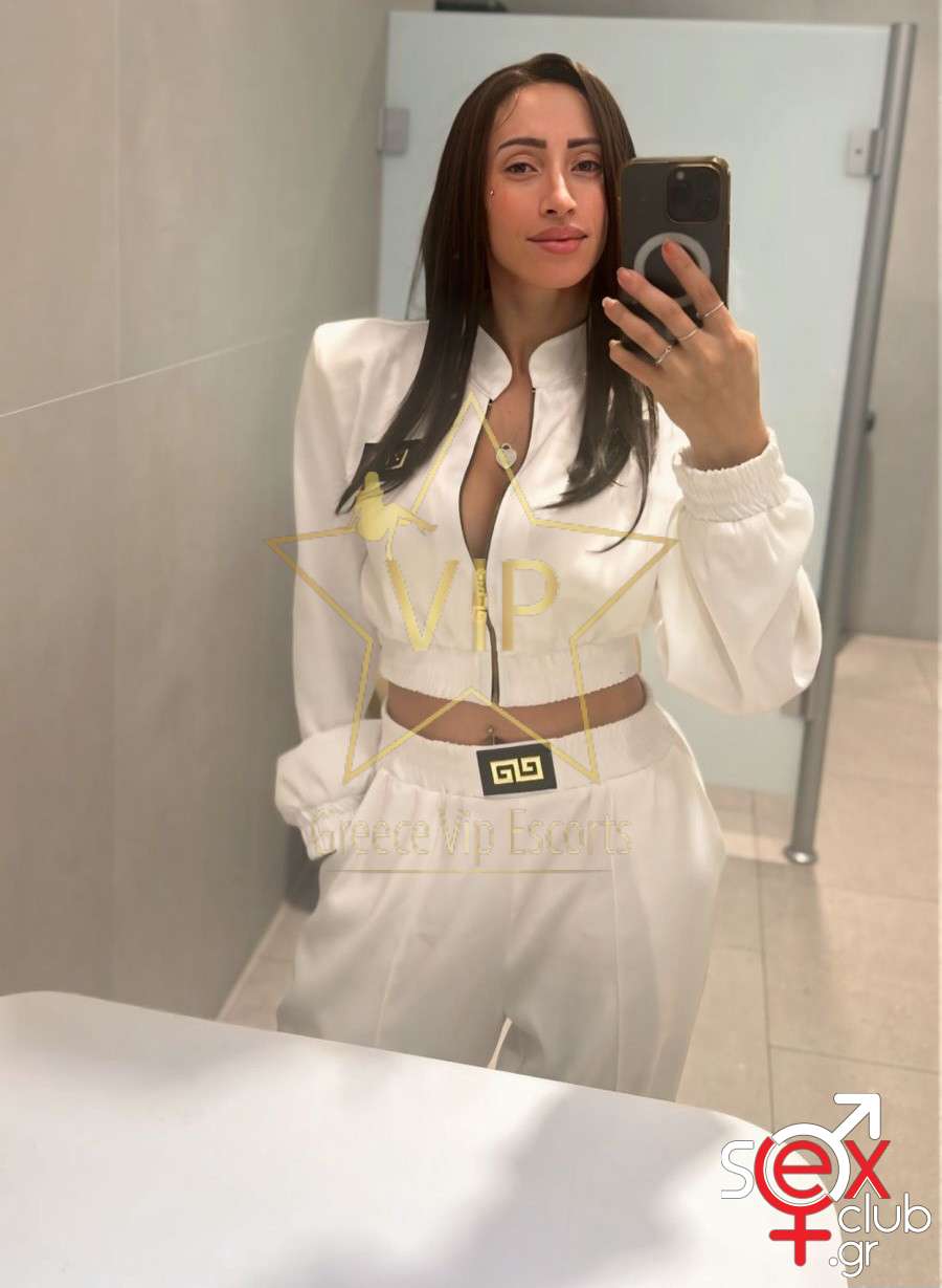 Escort-Ellie-8702