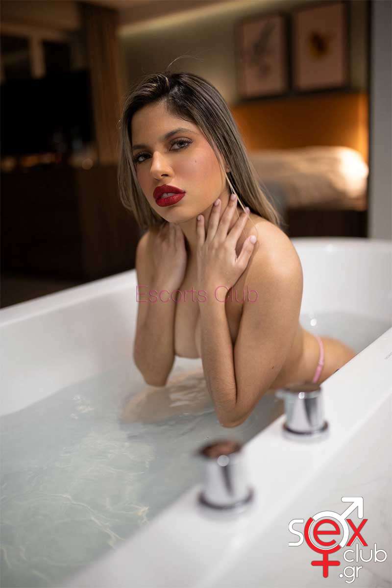Escort-Micaela-8680