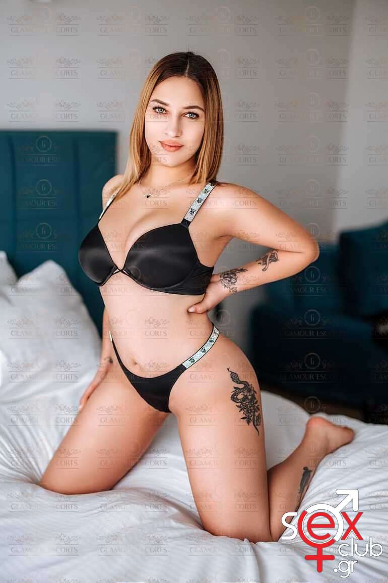 Escort-Kira-11-8852