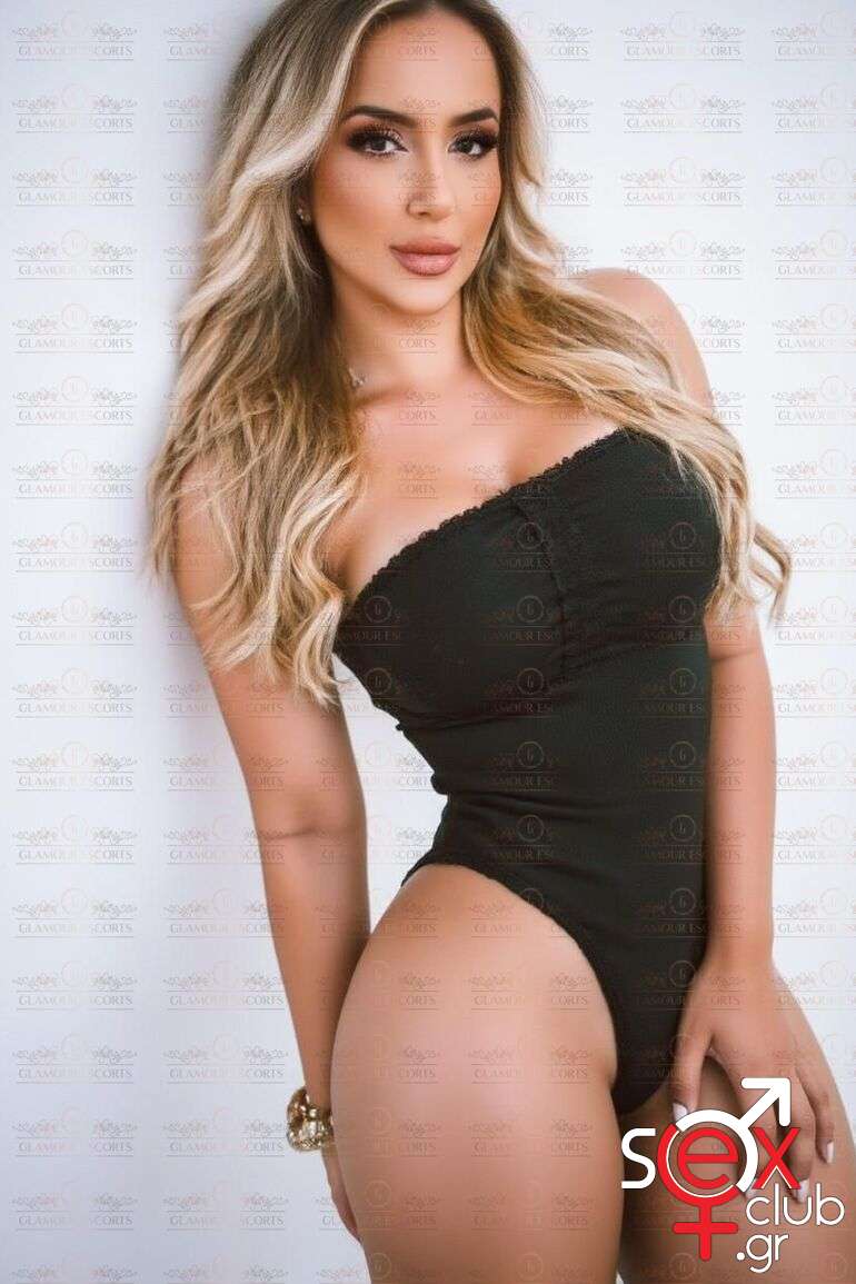 Escort-Martina-2-8825