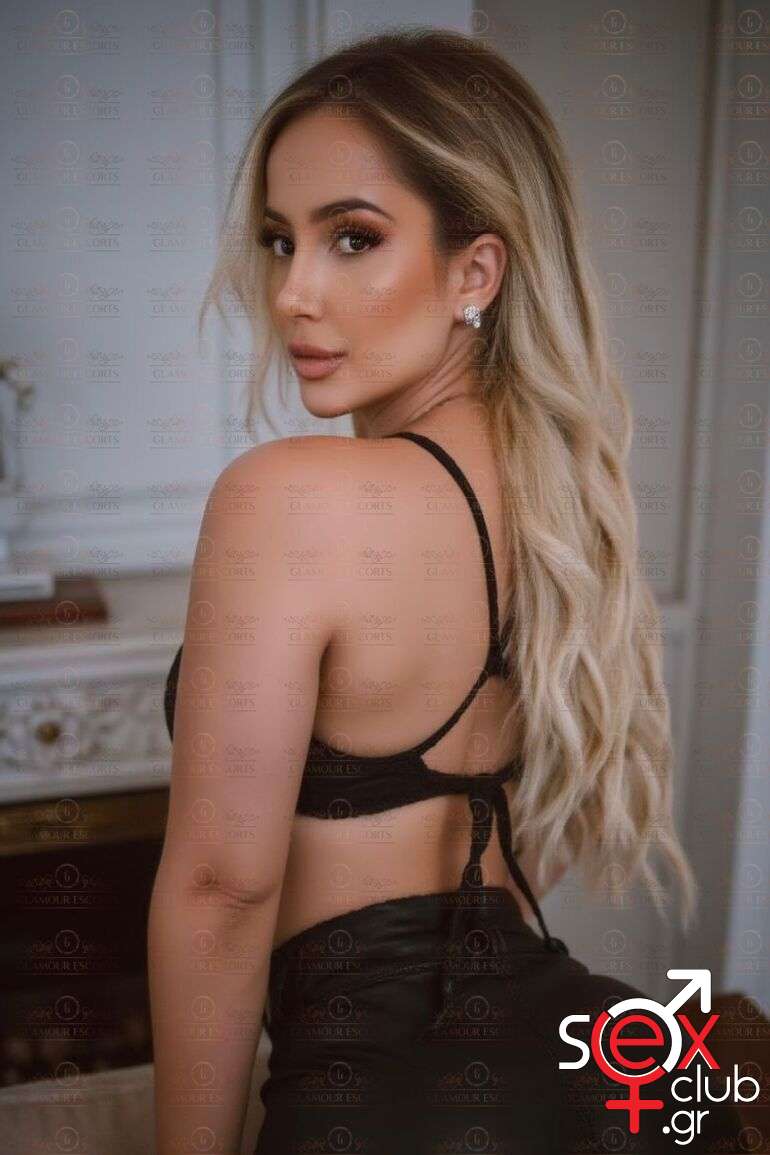 Escort-Martina-2-8825