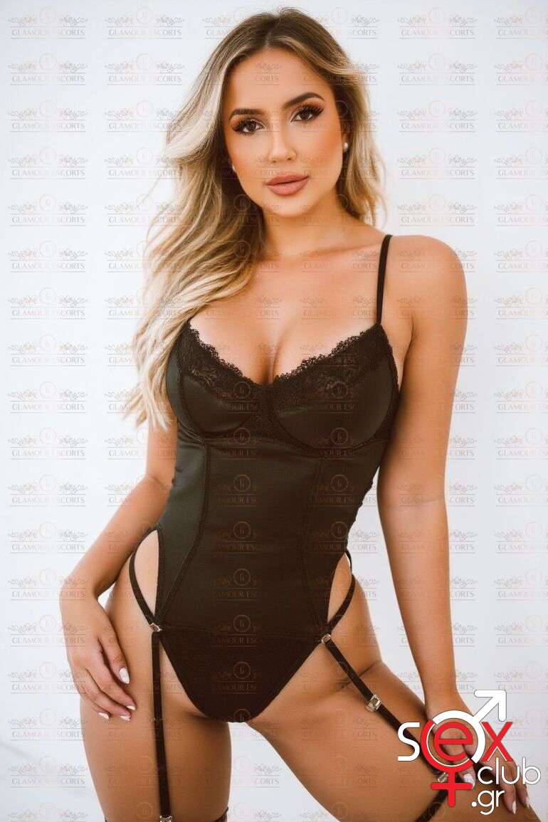 Escort-Martina-2-8825